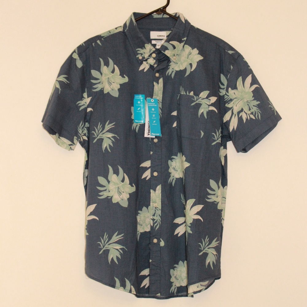 NWT Men's Hawaiian Print Button Down